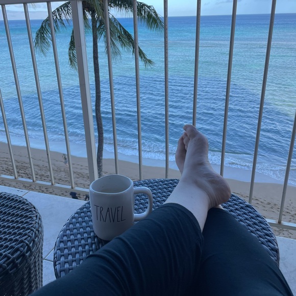 We love Posh! And we accept most offers, so please make us an offer!! - Picture 6 of 11